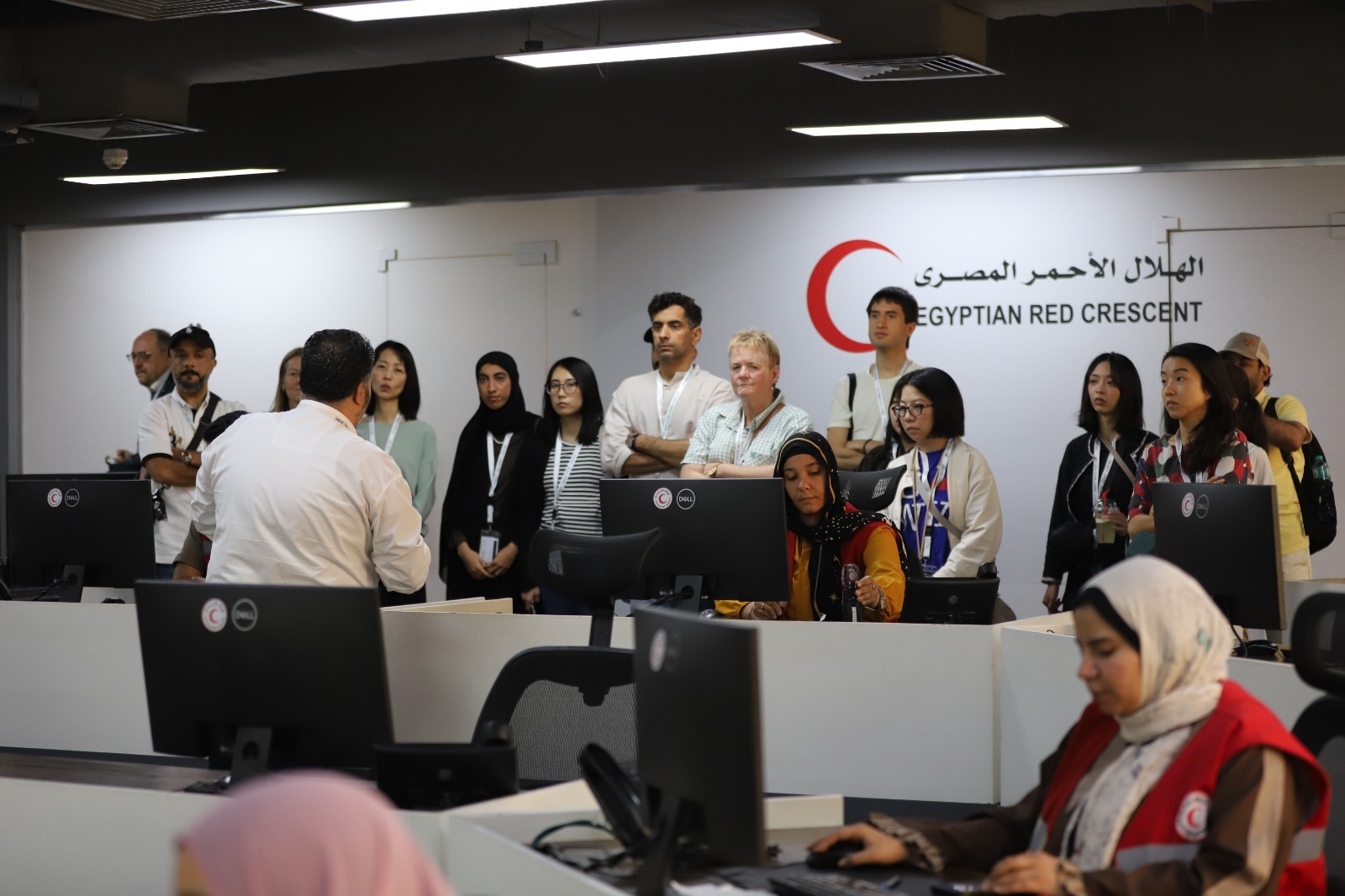 الهلال الأحمر المصري يستقبل وفد خريجي «سفينة شباب العالم» من 30 دولة الهلال الأحمر المصري يستقبل وفد خريجي «سفينة شباب العالم» من 30 دولة