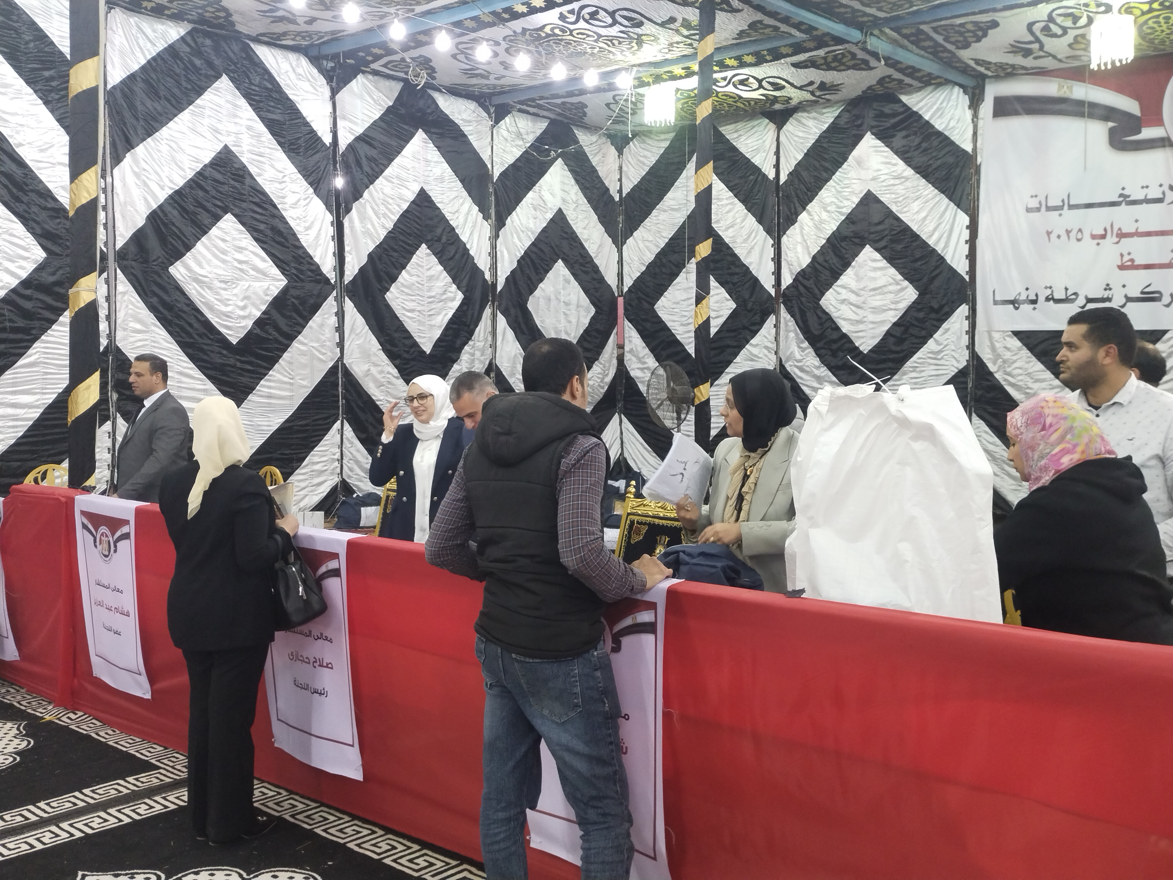 استمرار أعمال الحصر العددي باللجنة العامة ببنها وكفر شكر  (5)