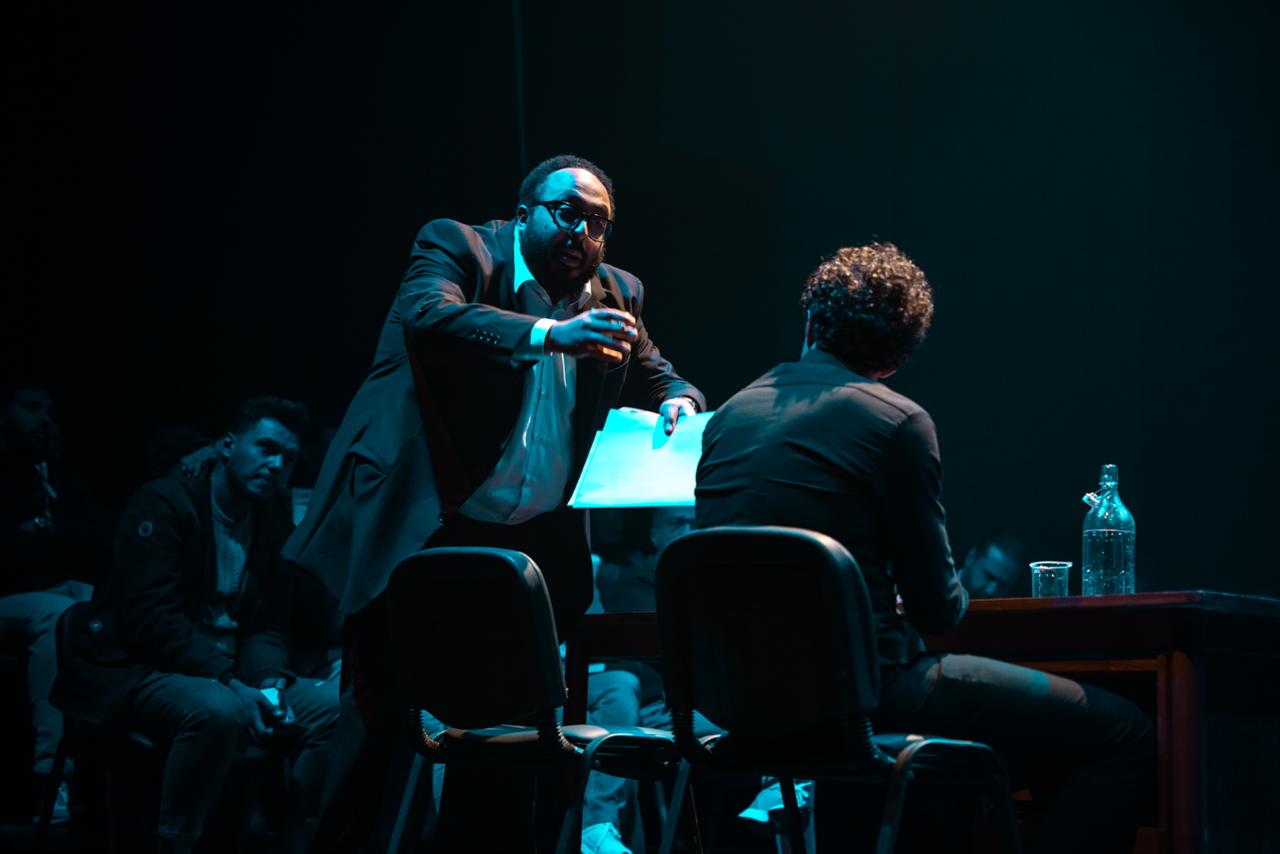 مسرحية سقوط حر مسرحية سقوط حر