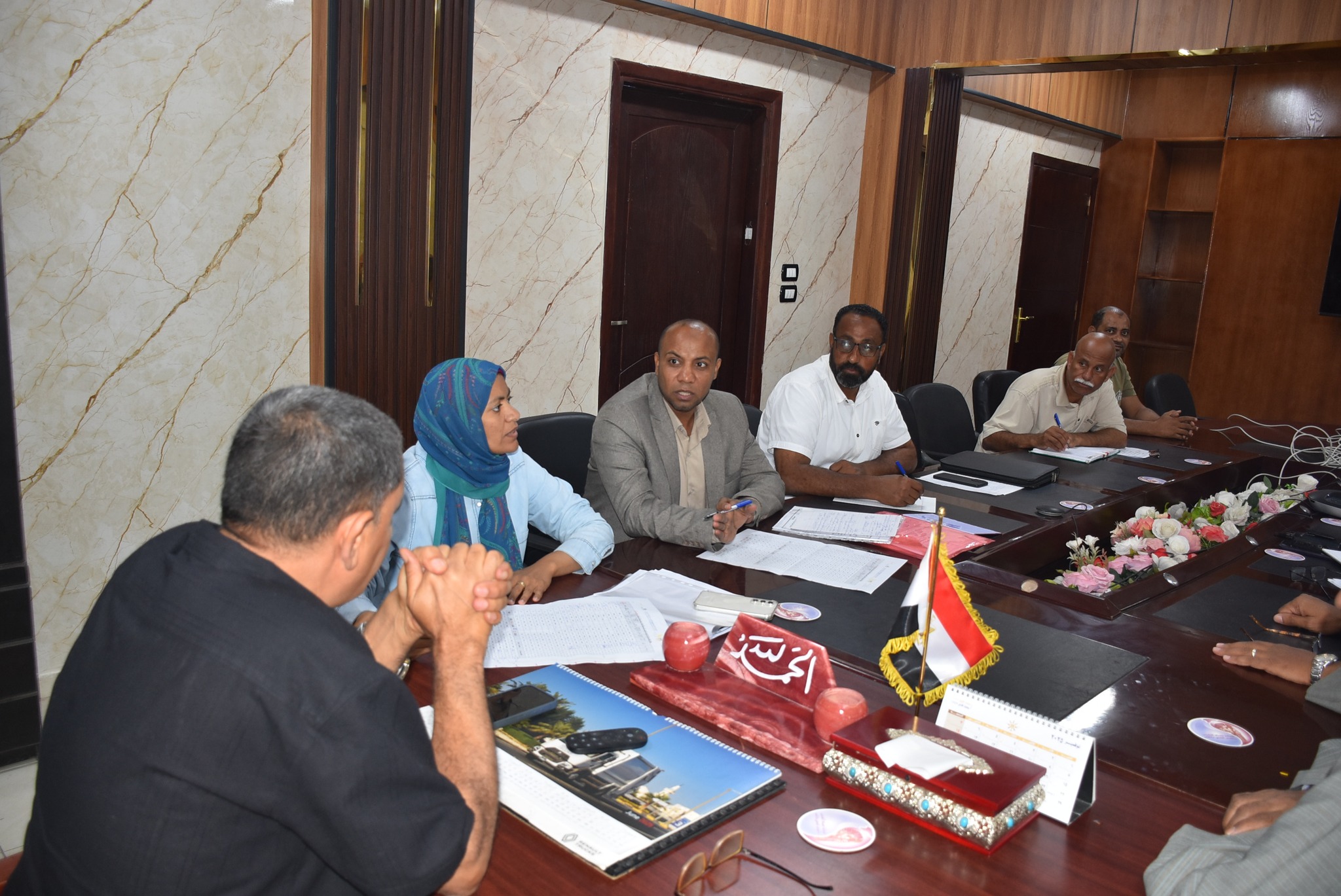 إجتماع مع مقاولى تنفيذ مشروعات المبادرة الرئاسية حياة كريمة إجتماع مع مقاولى تنفيذ مشروعات المبادرة الرئاسية حياة كريمة