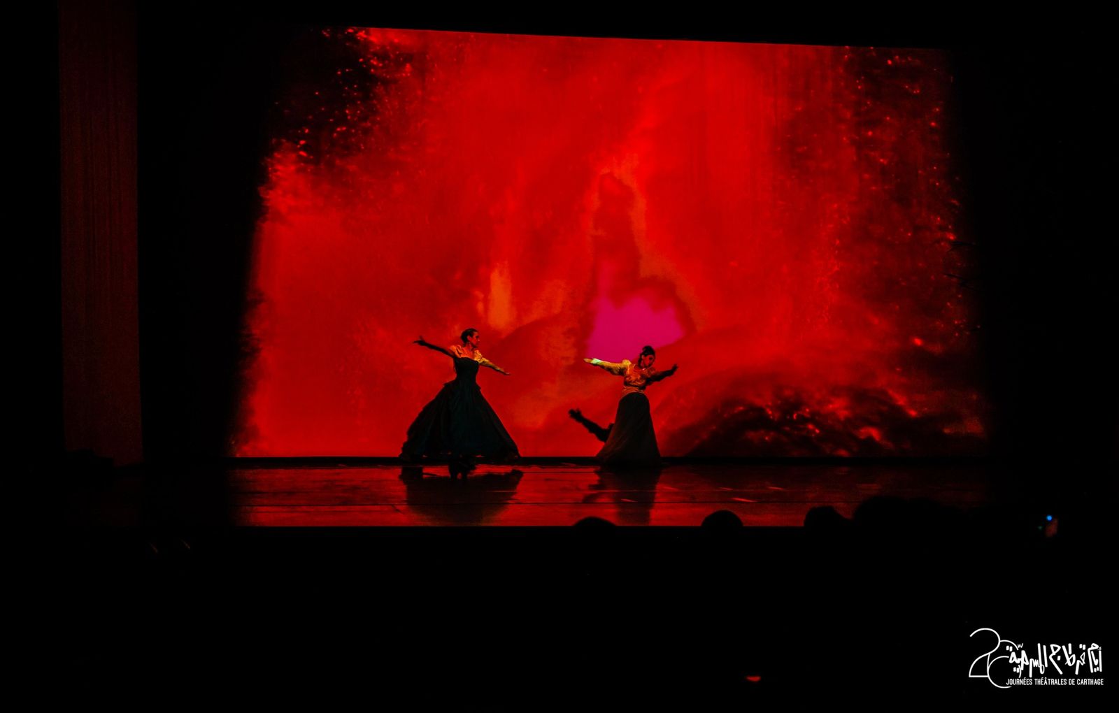 العرض الموسيقي الإيطالي أموري (الحب).. عن العشق والغياب والمشاعر الإنسانية 