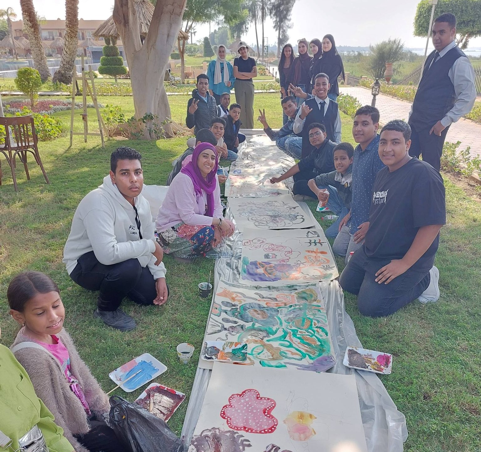 الورش التعليمية مع طلبة المدارس الصناعية والفندقية بالأقصر