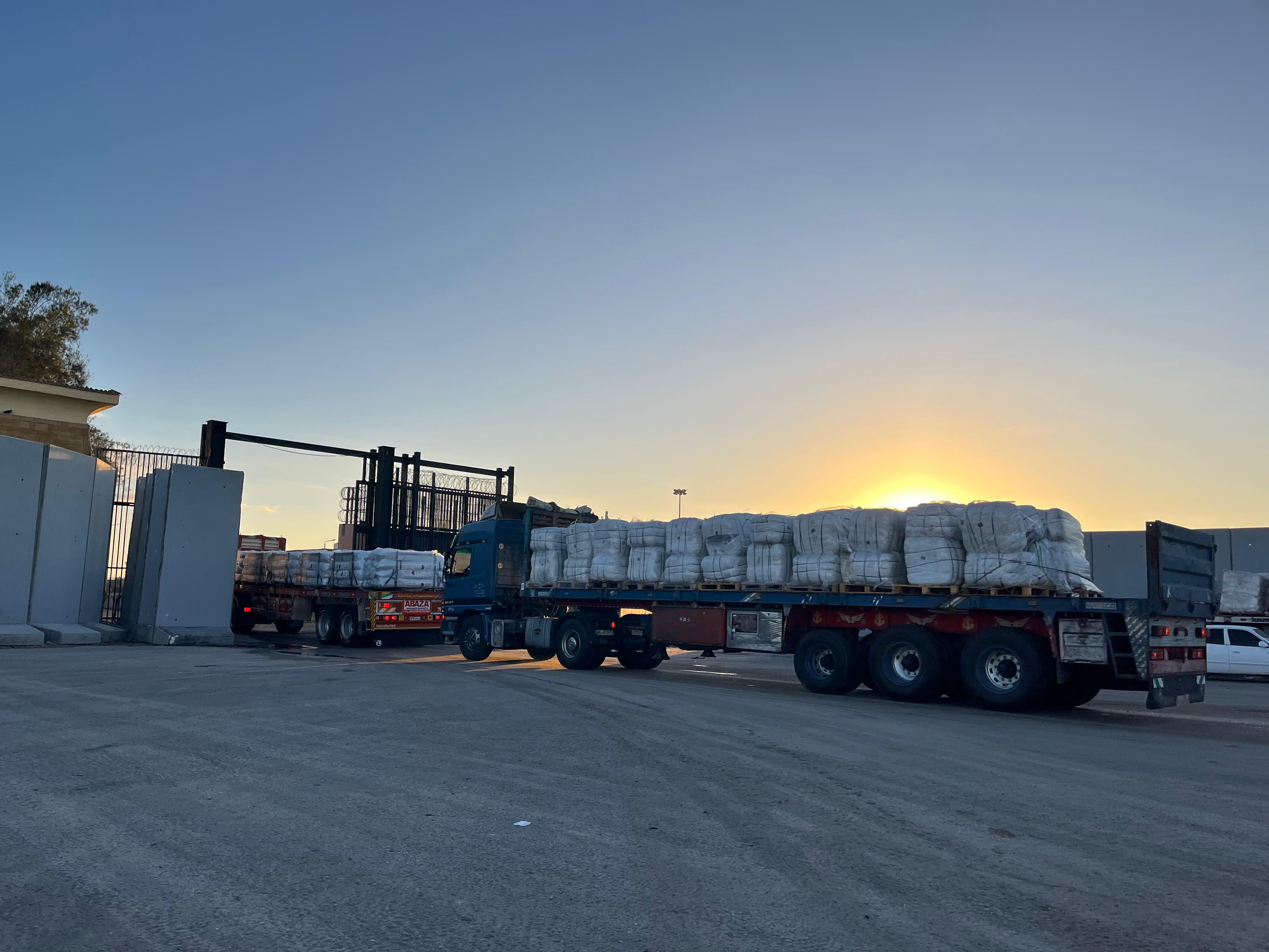 قوافل زاد العزة 2