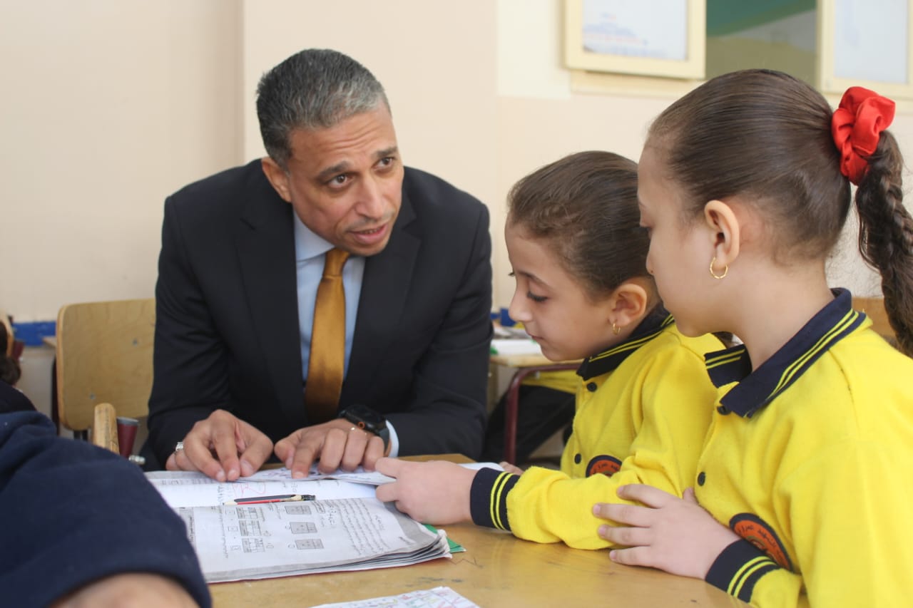 خلال جولة وكيل وزارة التعليم بالجيزة مدارس بولاق الدكرور خلال جولة وكيل وزارة التعليم بالجيزة مدارس بولاق الدكرور