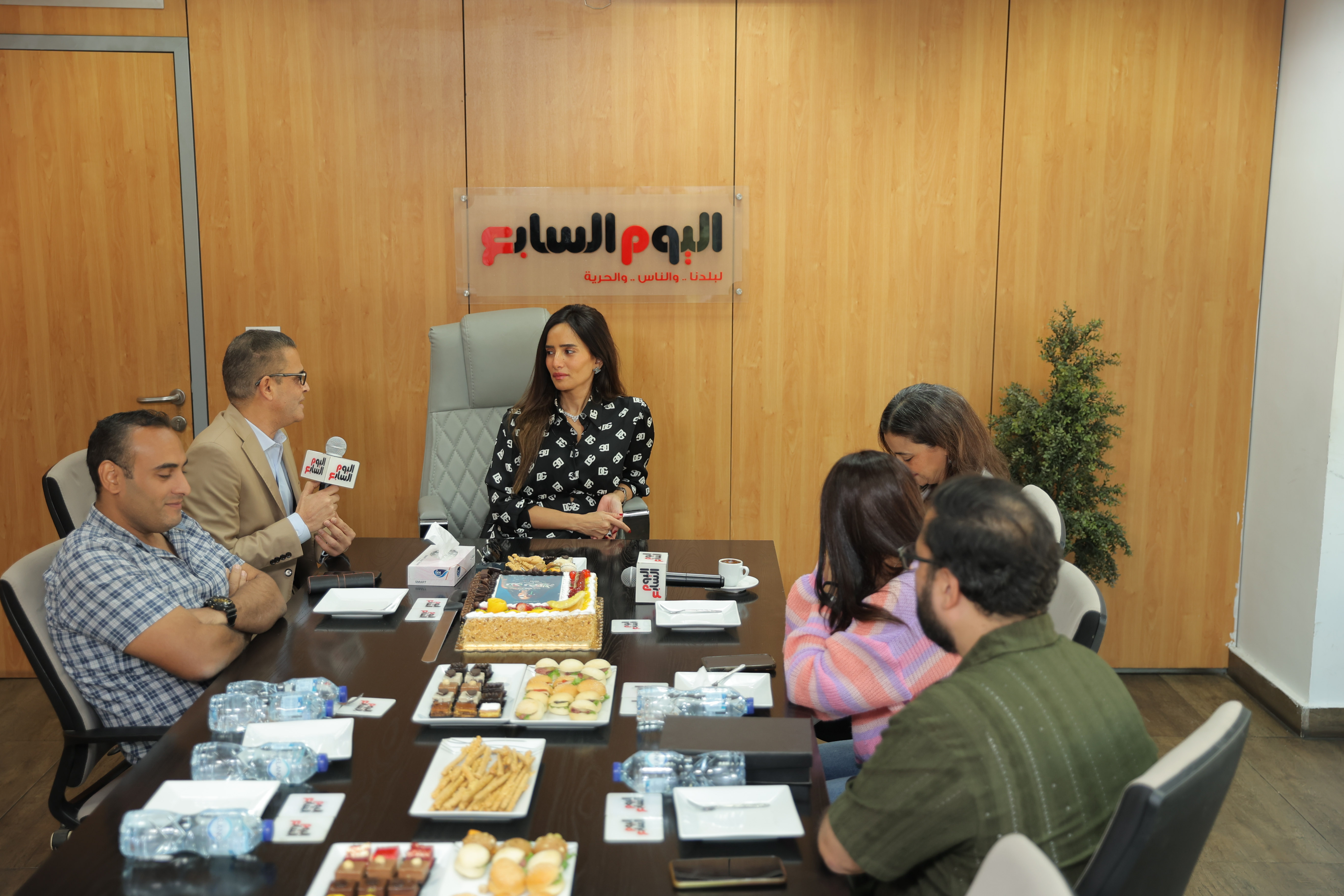 اليوم السابع يحتفل مع زينة بنجاحها فى مسلسل ورد وشوكولاته