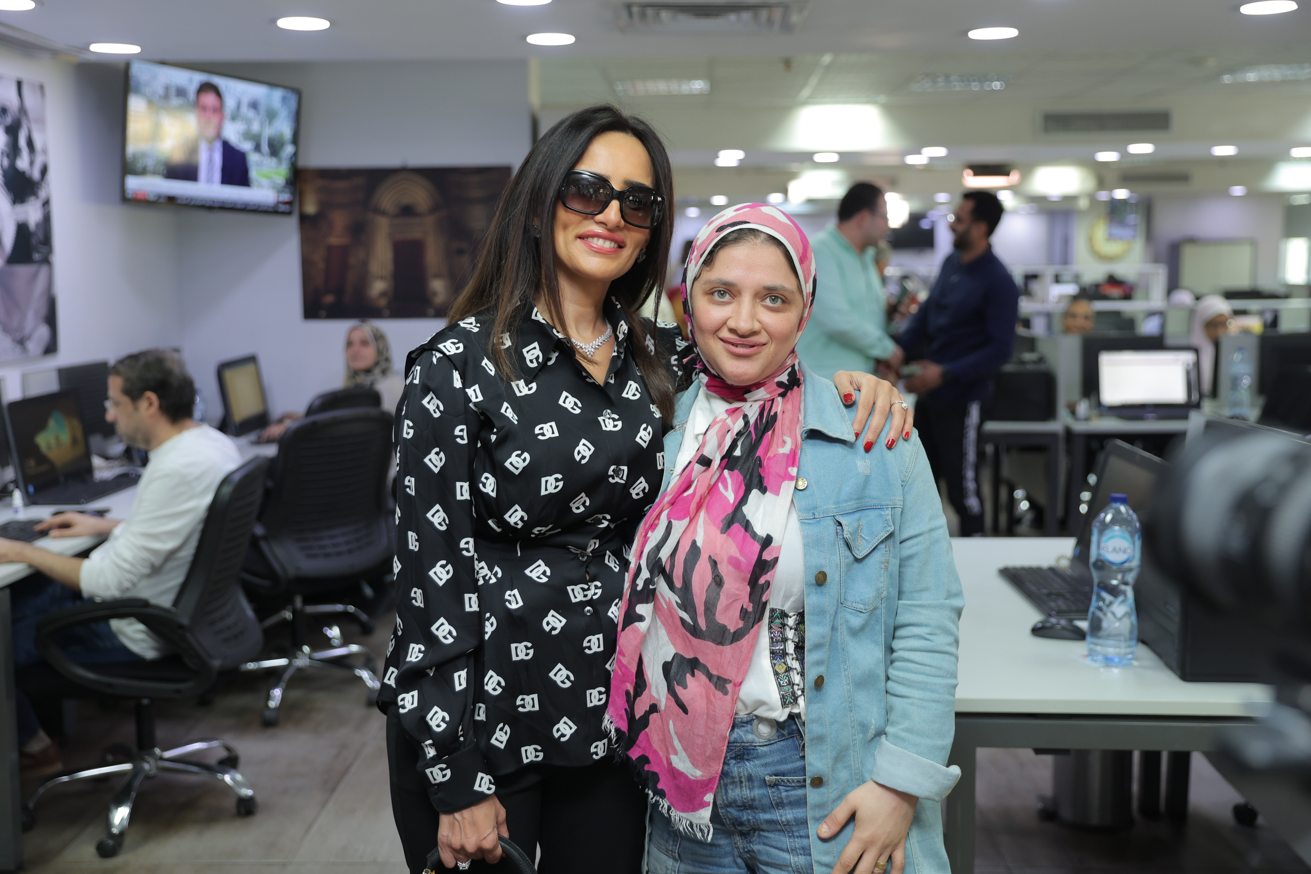 زينة والزميلة ايناس البنا