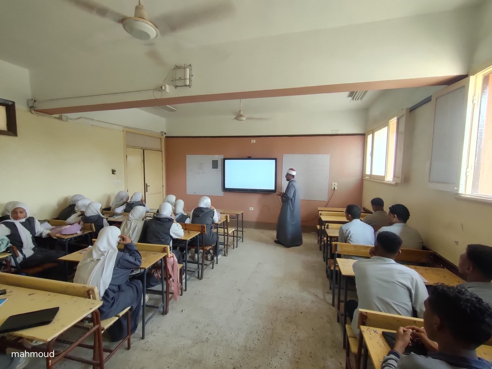 قوافل المدارس ضمن مبادرة صحح مفاهيمك بالأقصر