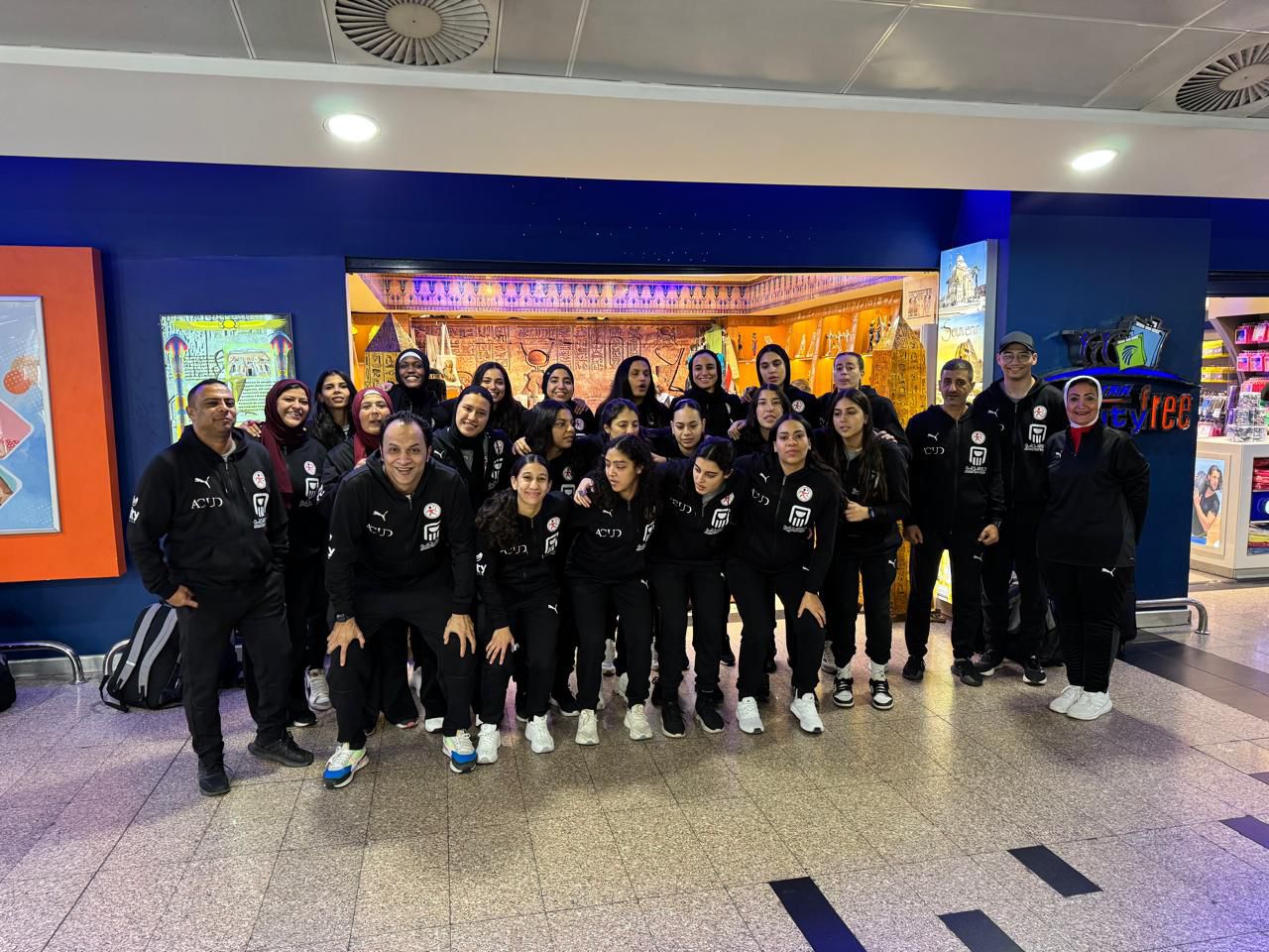 لاعبات منتخب اليد