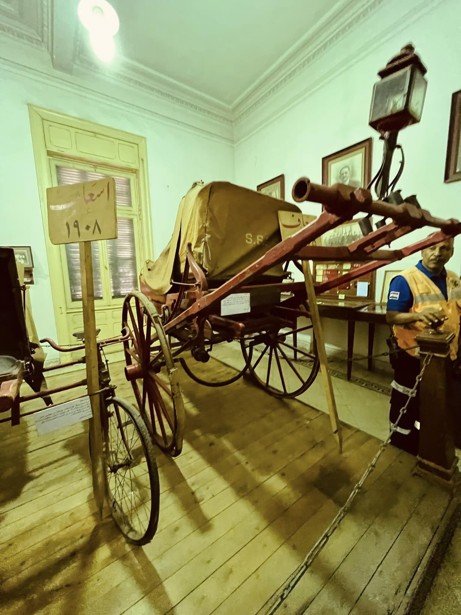 سيارة اسعاف عام 1908