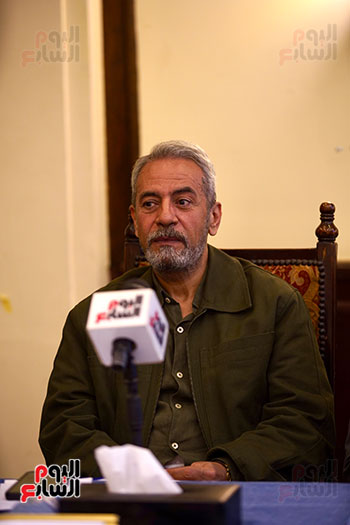 الفنان صبري فواز  ندوه في مهرجان الفيوم الدولي لأفلام البيئة والفنون المعاصرة  (1)