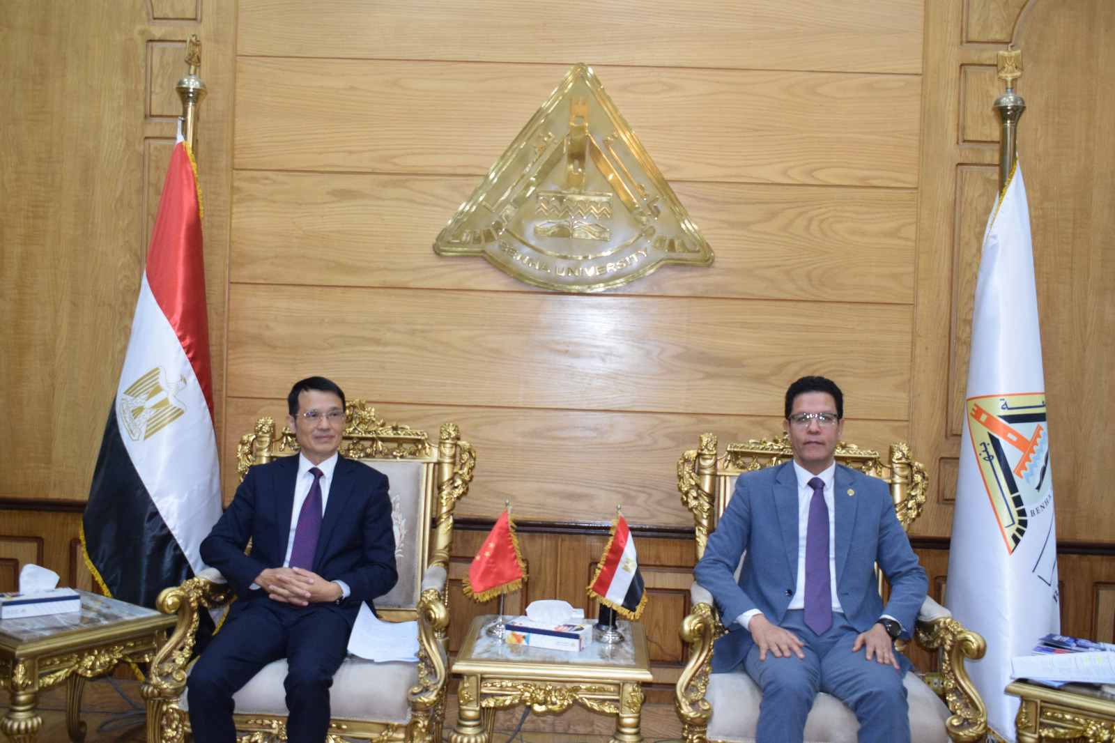 جانب من اللقاء جانب من اللقاء