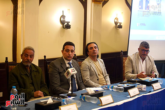 الفنان صبري فواز  ندوه في مهرجان الفيوم الدولي لأفلام البيئة والفنون المعاصرة  (5)