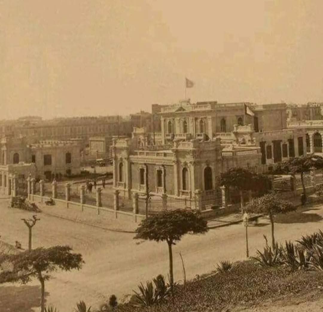 تاريخ انشاء المبنى