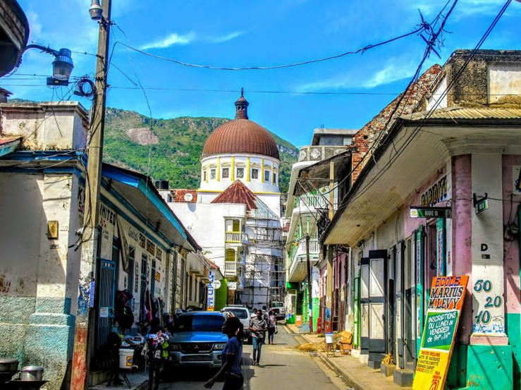 القبض على ثنائي حاولا التخطيط لاحتلال جزيرة