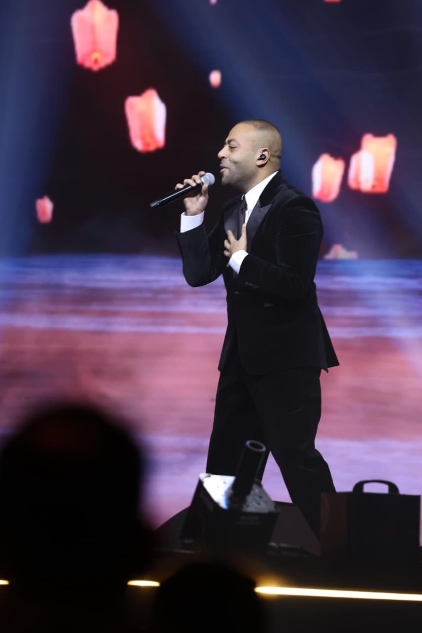 تامر عاشور يتألق بأغانيه على مسرح الكويت أرينا (4)