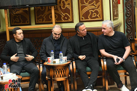 سيف زاهر وأيمن يونس وهشام حنفى فى عزاء حما خالد الغندور سيف زاهر وأيمن يونس وهشام حنفى فى عزاء حما خالد الغندور