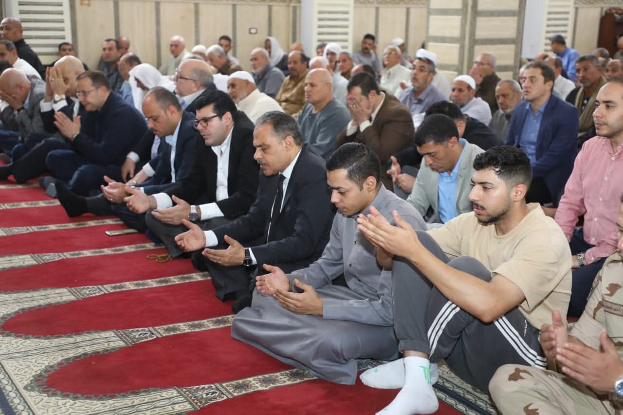 جنازة  صلاح سالم رئيس مدينة ديرب نجم