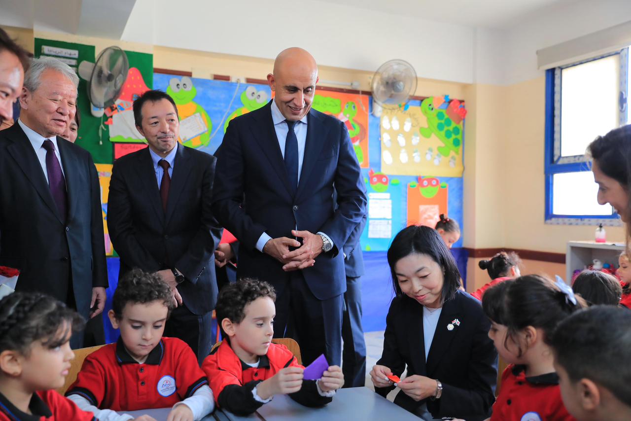 جانب من زيارة وزير التعليم