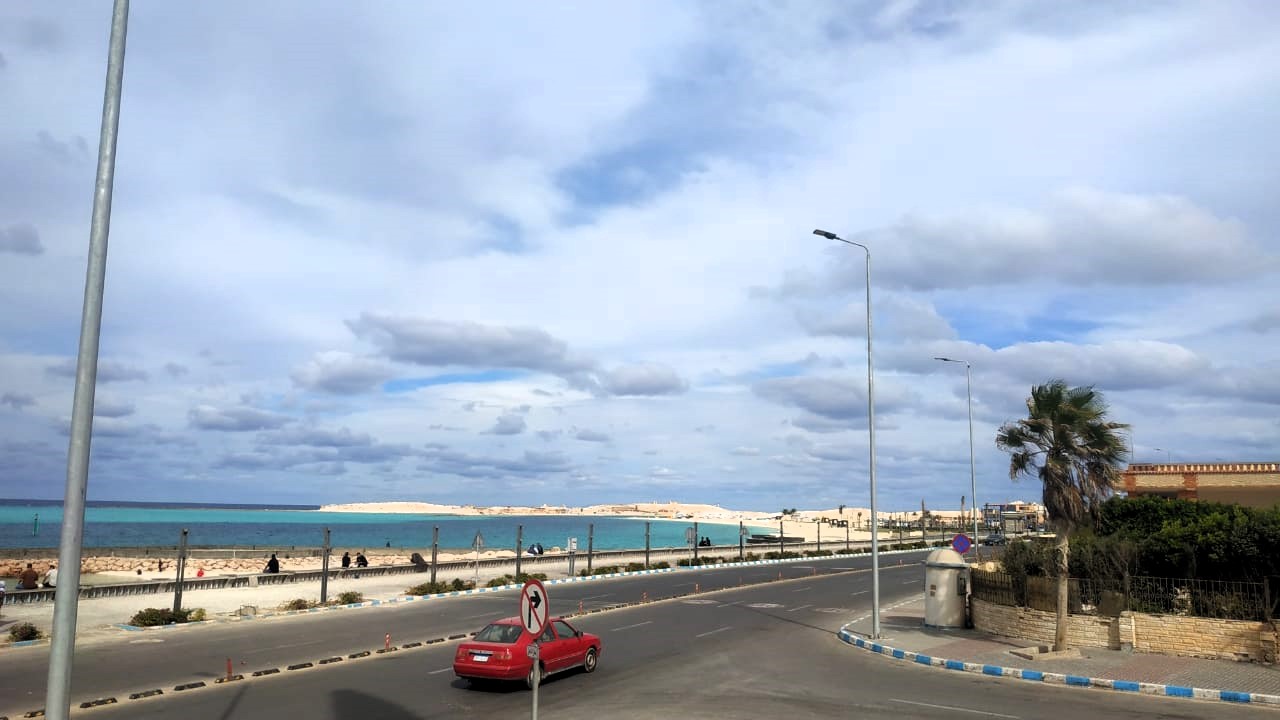 جمال مطروح في كل الفصول