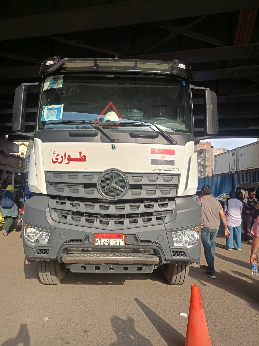 تمركز سيارات الشفط في الشوارع والميادين تحسبا لسقوط أمطار