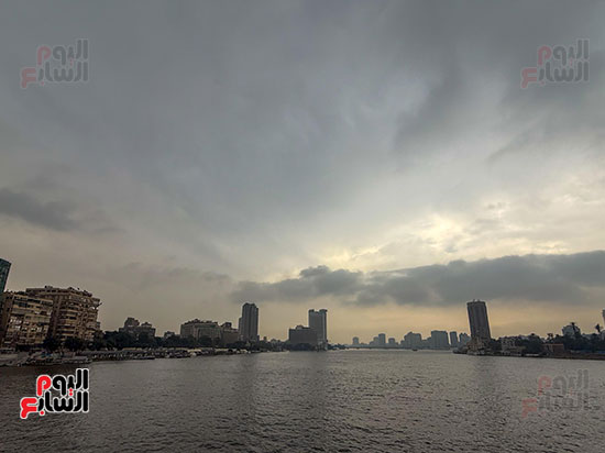 غيوم و امطار خفيفة (18)