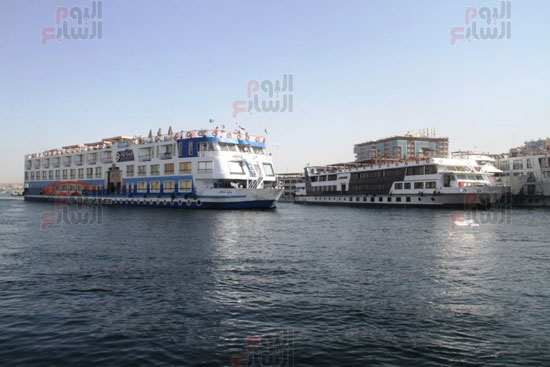 الفنادق-العائمة