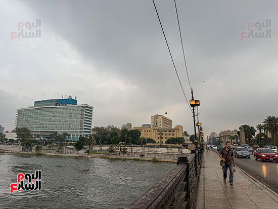 غيوم و امطار خفيفة (38)