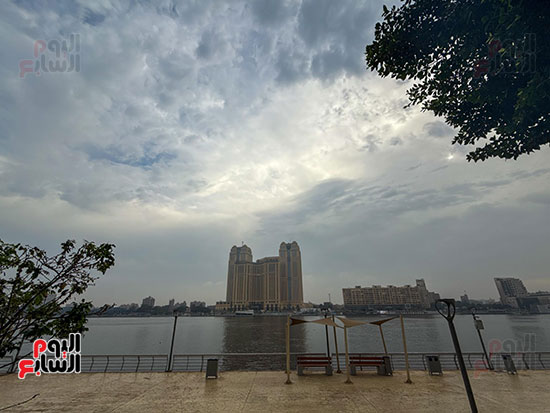 غيوم و امطار خفيفة (34)