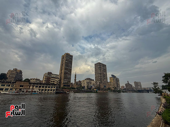 غيوم و امطار خفيفة (36)