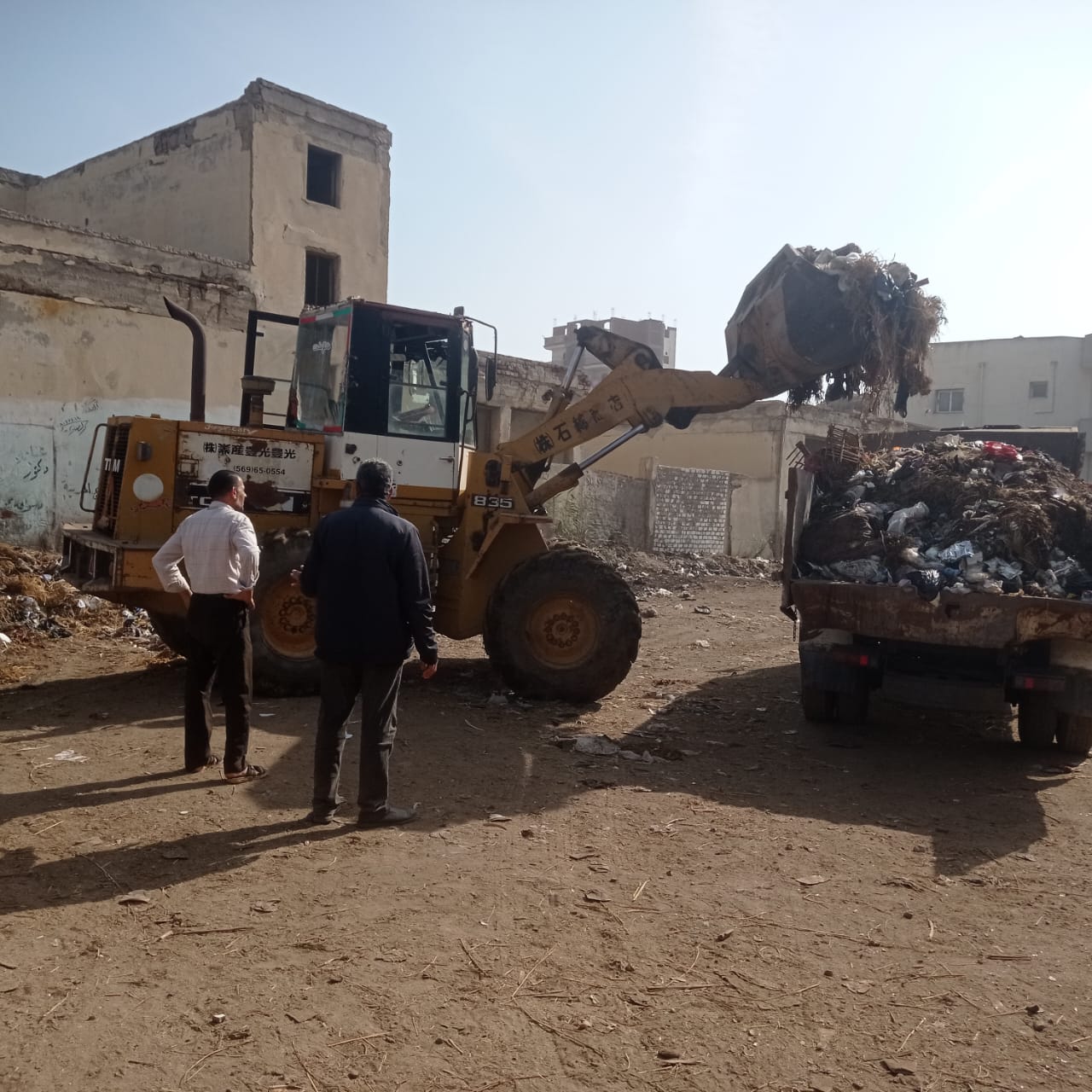 رفع المخلفات بالقرى