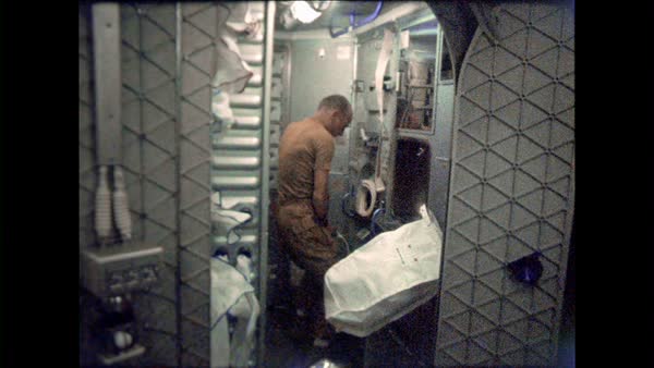 أول مرحاض فى الفضاء بمحطة سكاى لاب