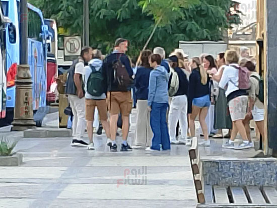 افواج-من-كل-الجنسيات