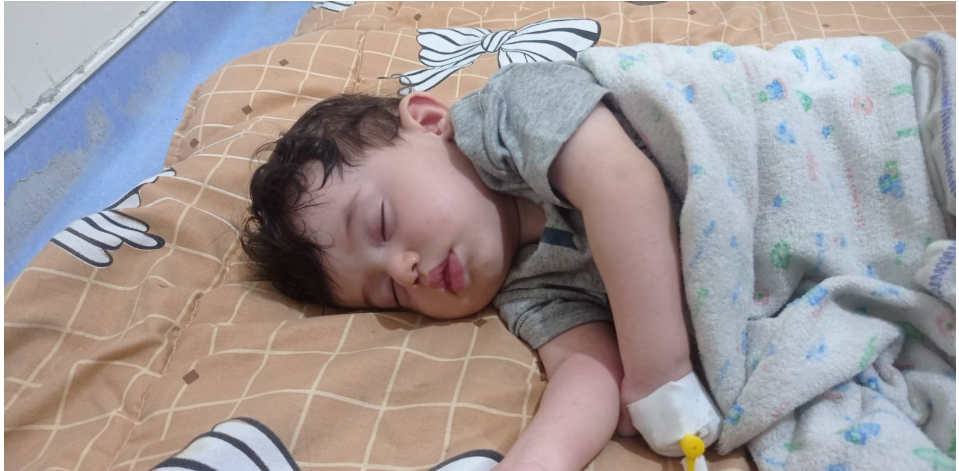 الطفل الفلسطيني المصاب عبد الكريم العربيد