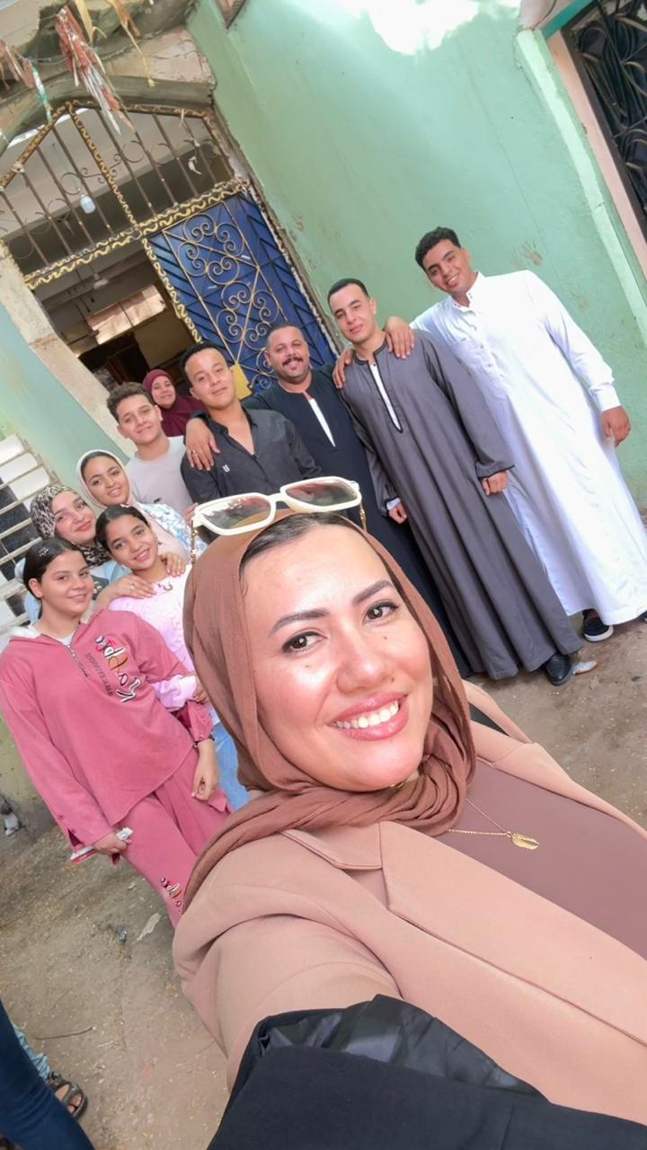 00b8f37c-c5df-46e2-af52-63c4f682f384 00b8f37c-c5df-46e2-af52-63c4f682f384