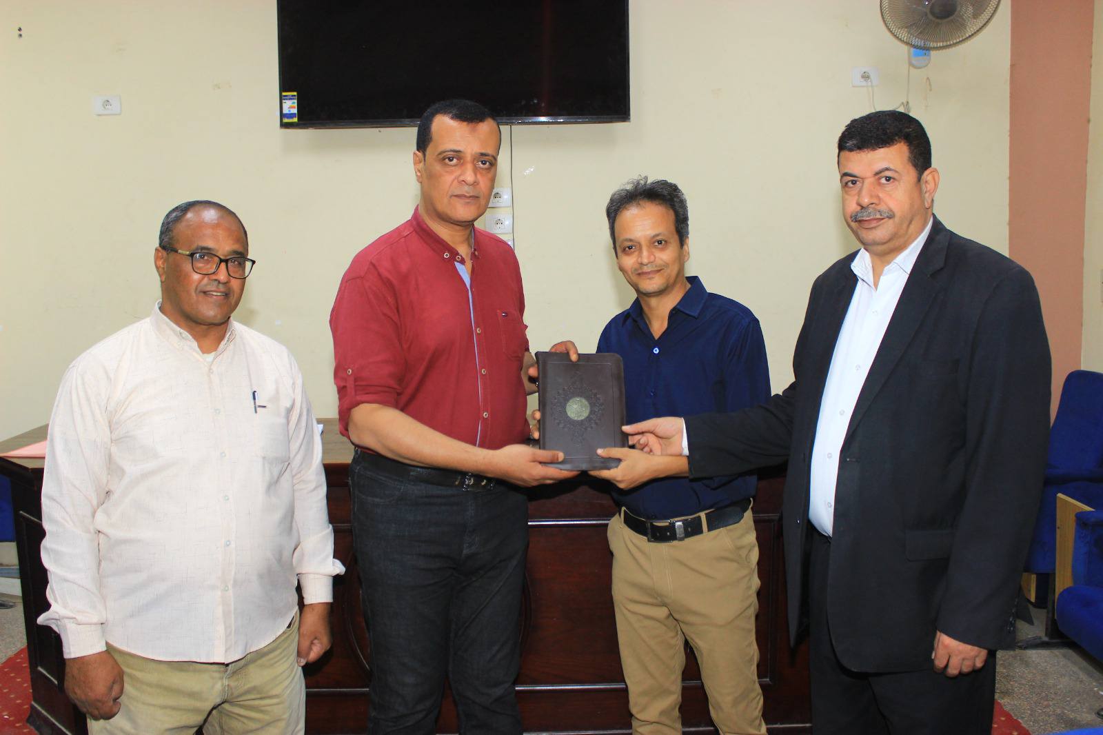 جانب من تكريم المعملين