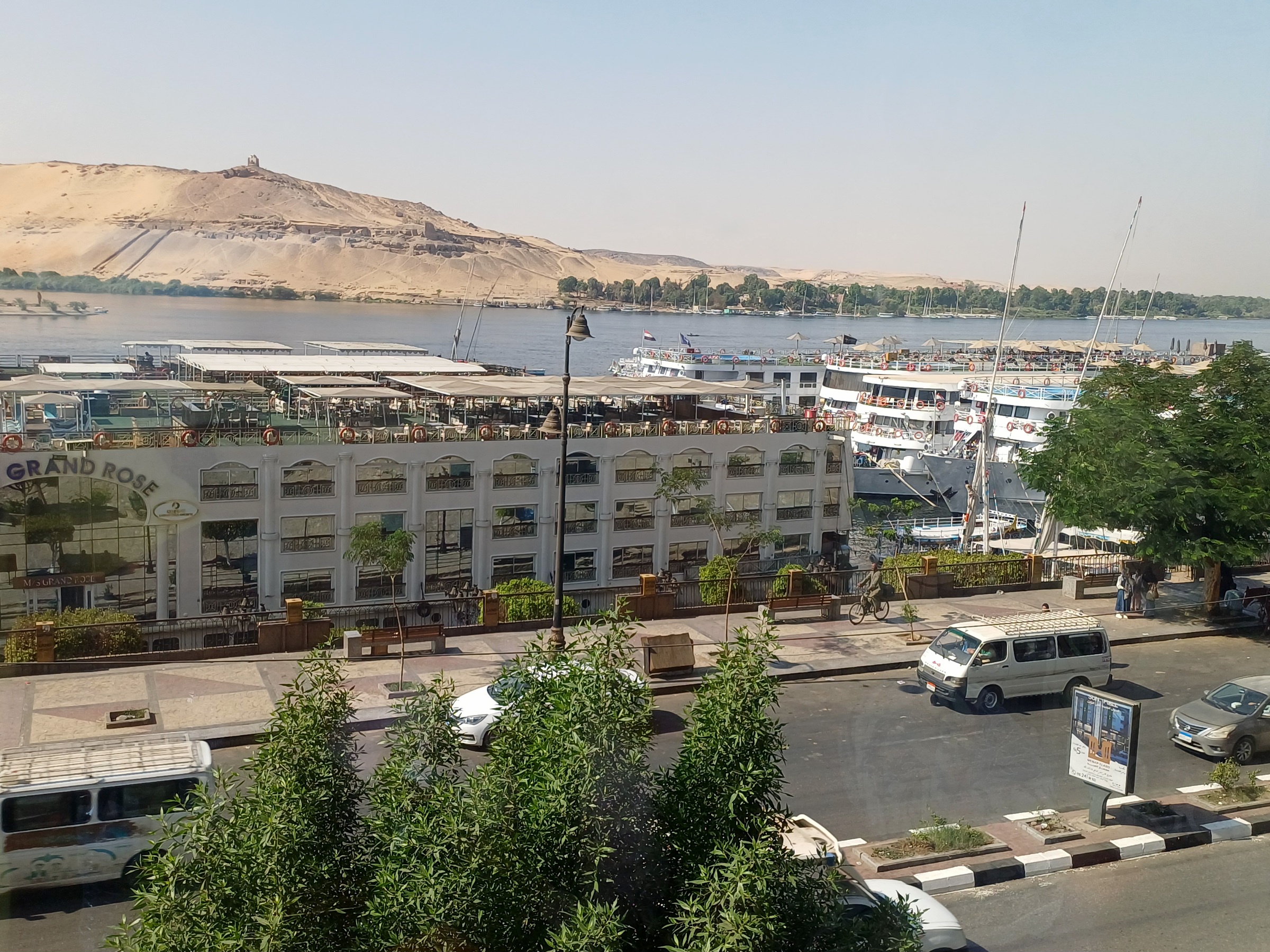 مراكب سياحية