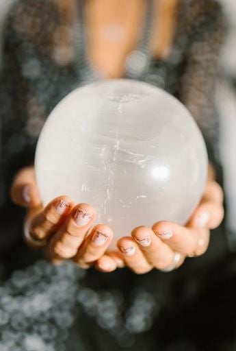 ابراج عندها حدس قوي