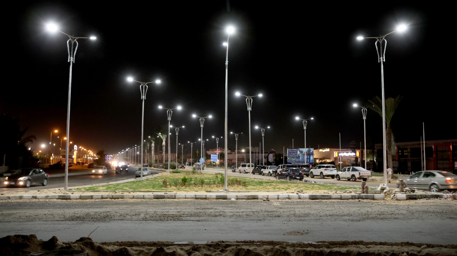  أعمال التطوير بطريق البلاچات ومنتجع الفيروز السياحى (2)