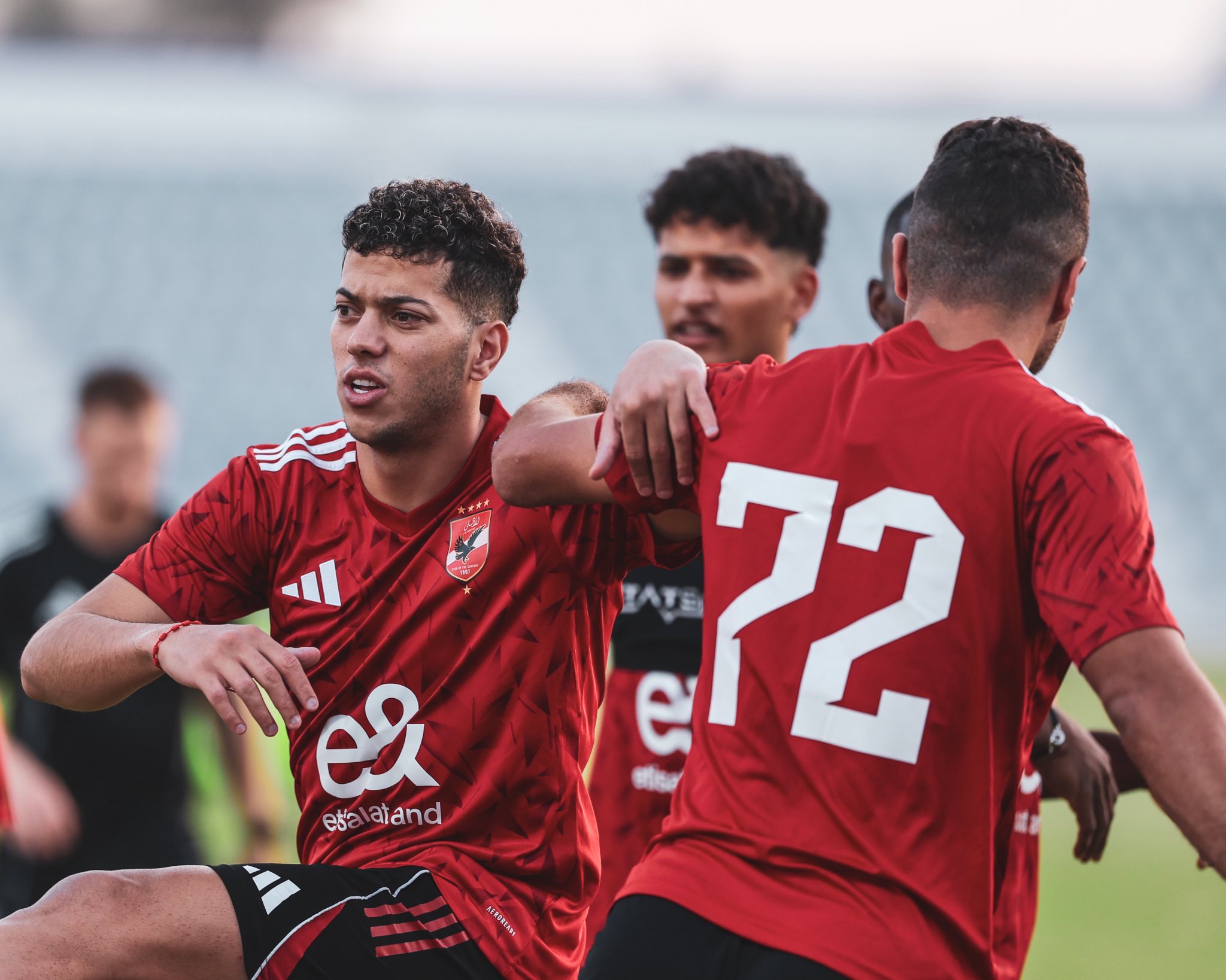 جدية إمام عاشور في مران الأهلي جدية إمام عاشور في مران الأهلي