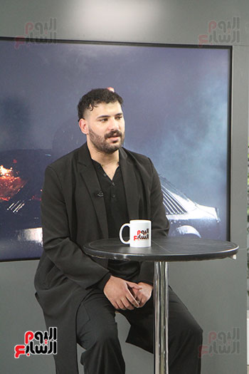 مسلم يوجه رسالة لنقيب المهن الموسيقية  (4)