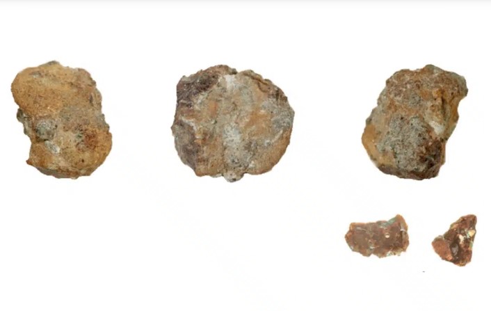 بقايا أعمال معدنية من عصر الدولة الوسطى