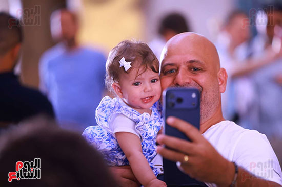 اصطحاب الاطفال اصطحاب الاطفال