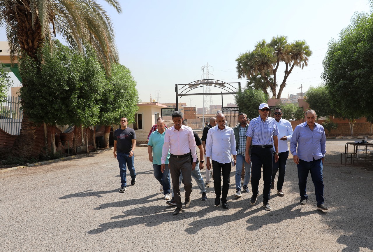 محافظ أسوان يتفقد المدينة الشبابية محافظ أسوان يتفقد المدينة الشبابية
