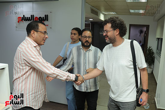 مازن المتجول مع دندراوي الهواري رئيس التحرير التنفيذي