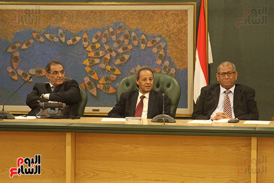 الدكتور أحمد الشربيني و خلف المري