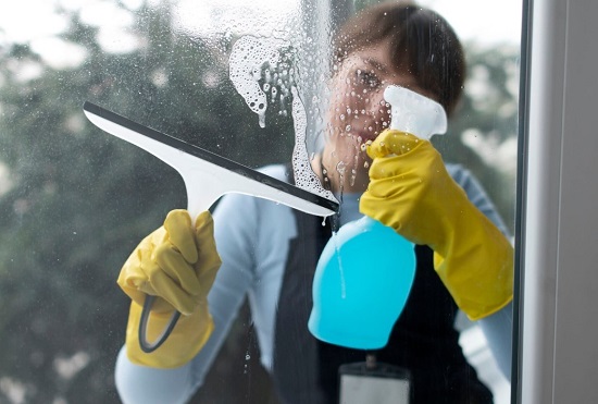 تلميع الزجاج تلميع الزجاج