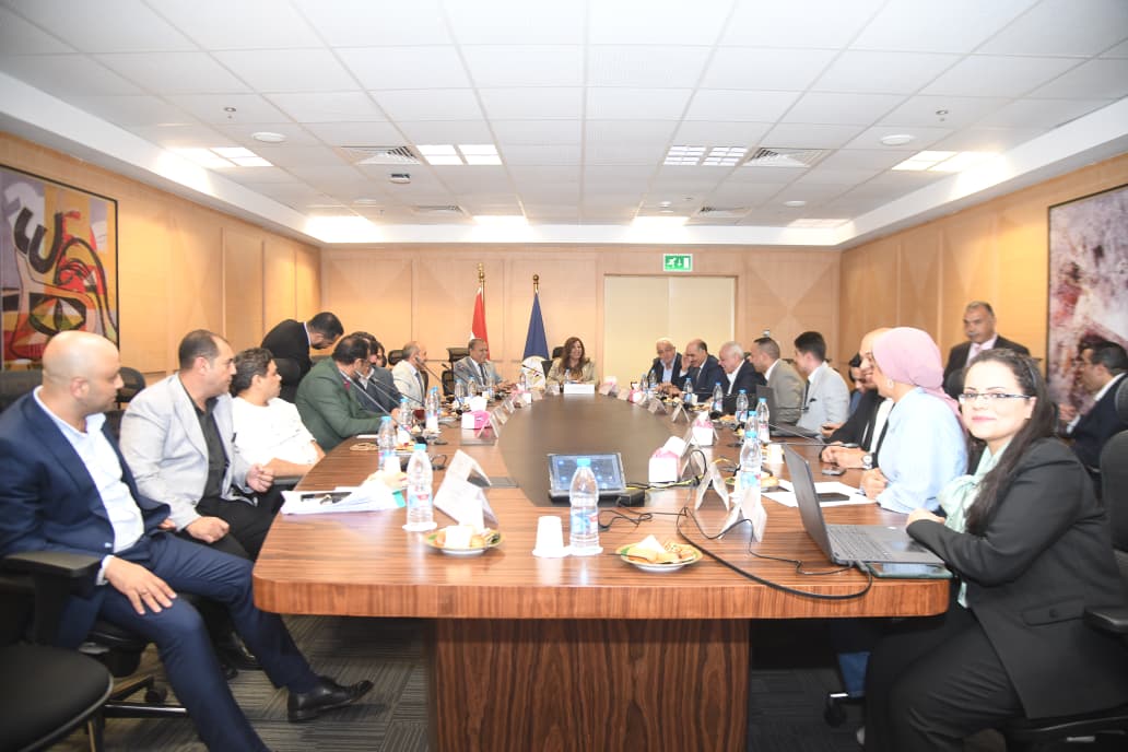 0b22d6ef-c5e0-4a1e-97a1-cf9aa870d888