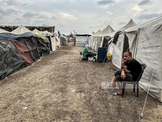 خيام النازحين مع دخول فصل الشتاء فى النصيرات