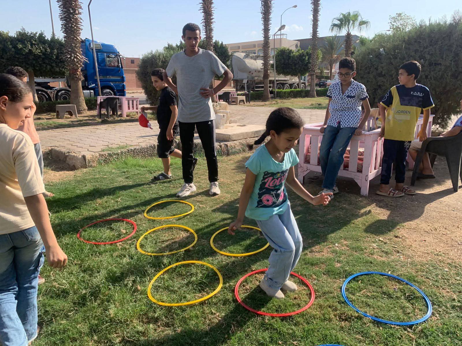 تنفيذ مبادرات داخل الحدائق العامة ببنى سويف