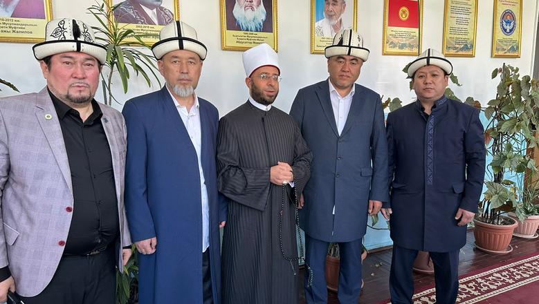 ترحيب بوزير الأوقاف المصري في قيرغستان